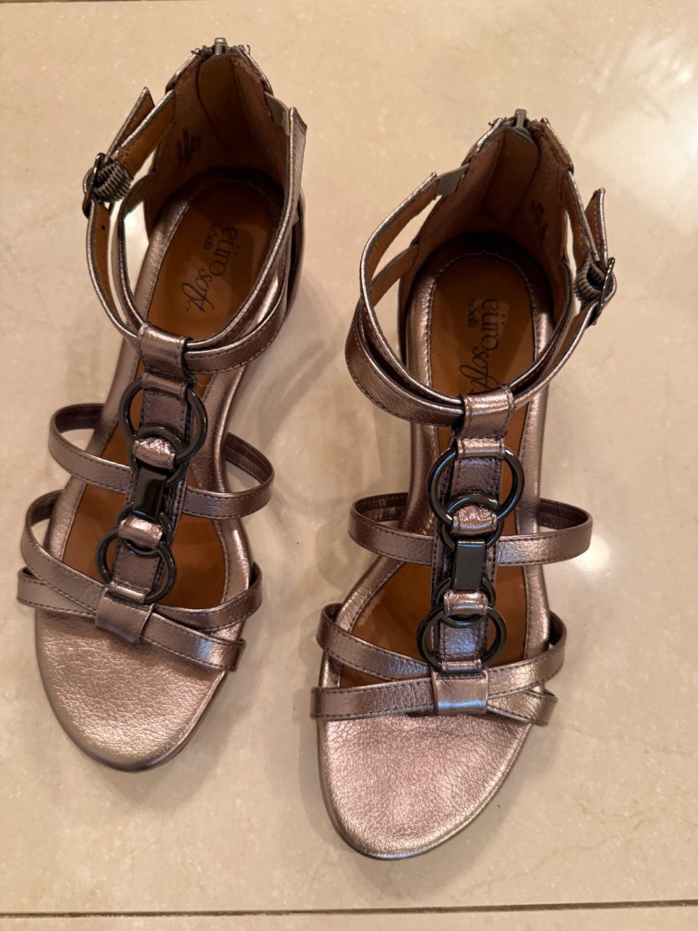 Eurosoft Bronze Metallic Strappy Sandals Back Zip Size 8